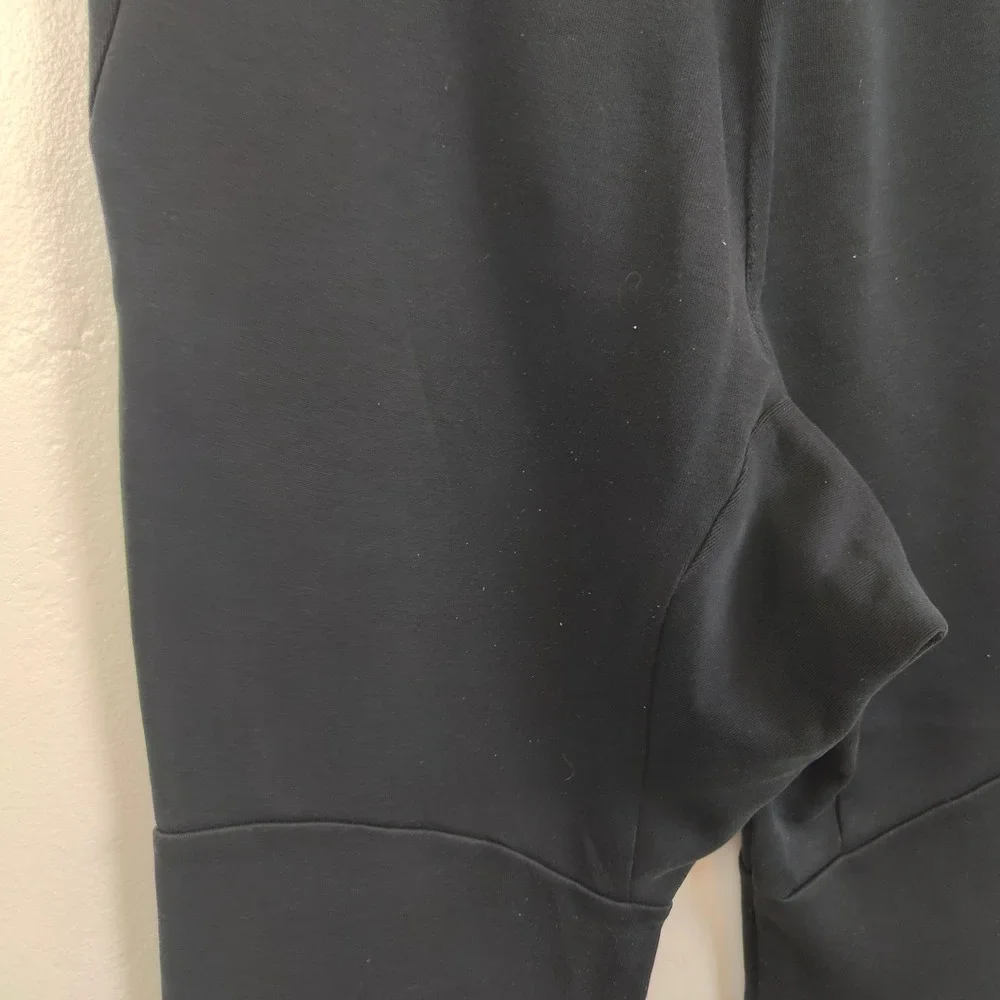 Nike‎ Tech Fleece Pants Mens Small Black Tapered Joggers Activewear Streetwear
